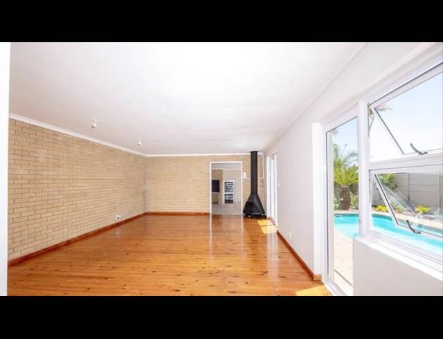 3 BEDROOM HOUSE FOR SALE IN WELWAY PARK EAST